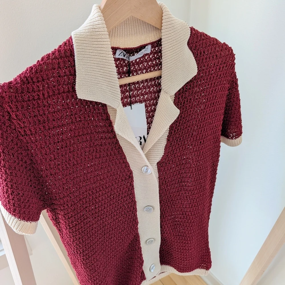 NWT Zara Open Knit Button Front Collared Polo Cardigan In Burgundy/Cream - S/M